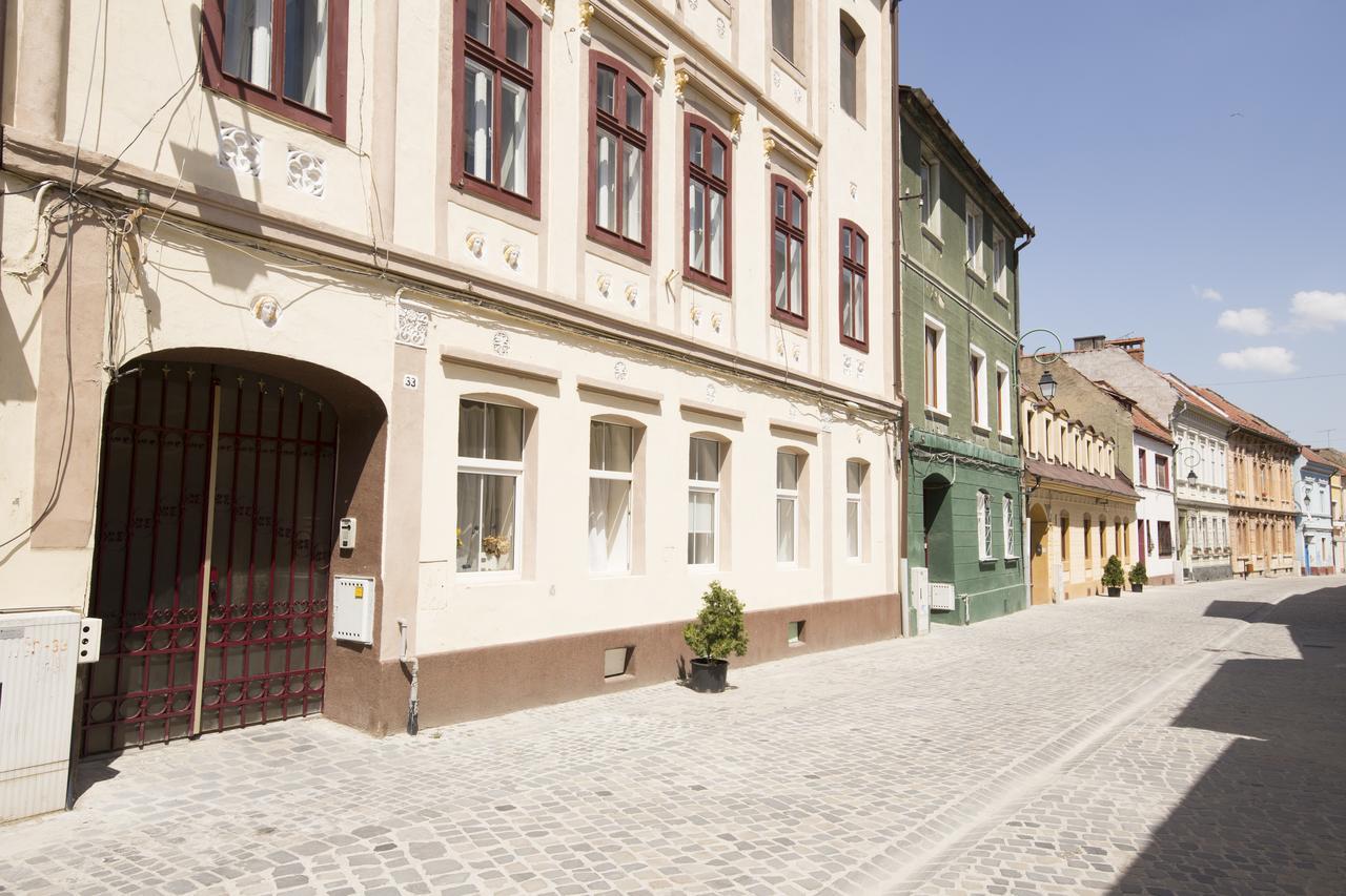 Sunny Old Town Apartment Brasov Luaran gambar